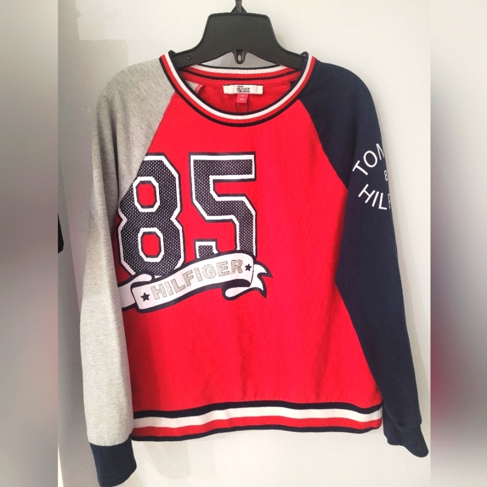Tommy Hilfiger Red Sweatshirt -Small
